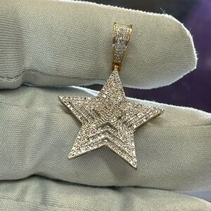 10kt Yellow Gold 1.5 CT Diamond Pendant